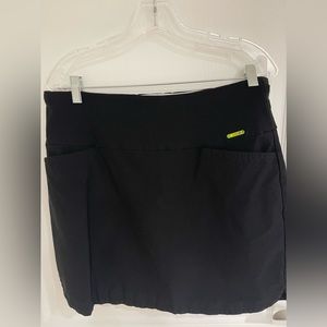 Swing Control Women's 20 inch Black Golf Skort size 14.